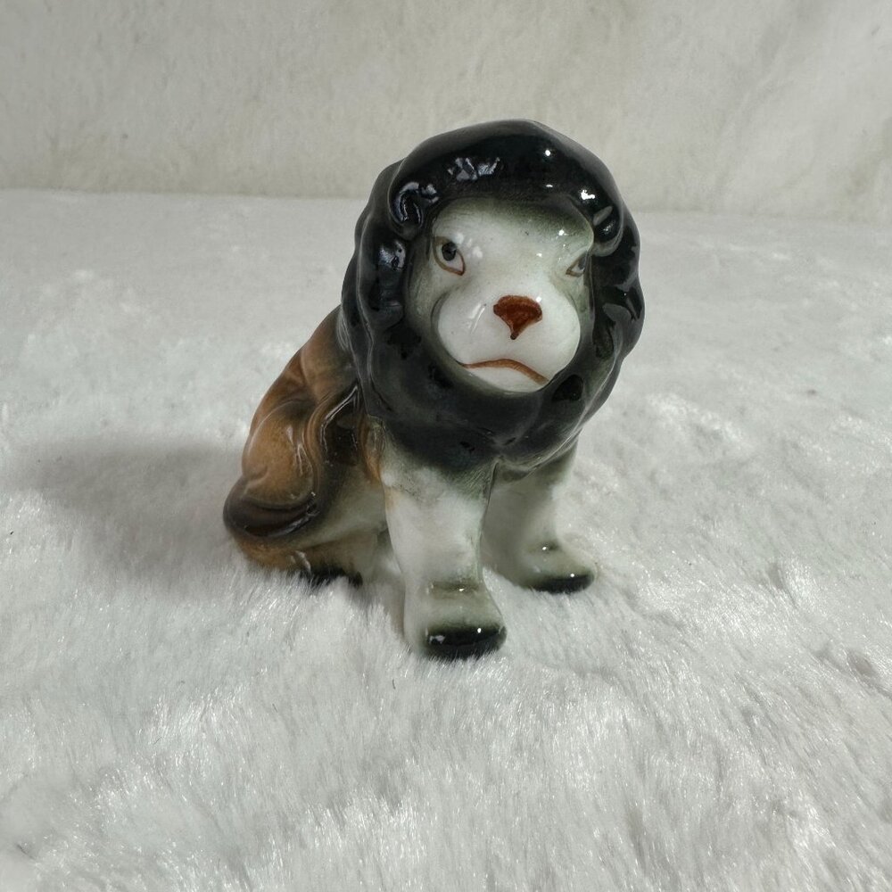 Vintage Ceramic Lion Figurine - 3" Tall  Your Regal Roar-Some Desk Buddy